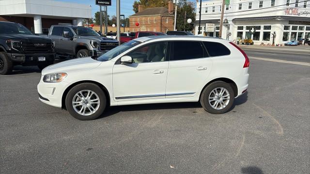 used 2016 Volvo XC60 car, priced at $13,995