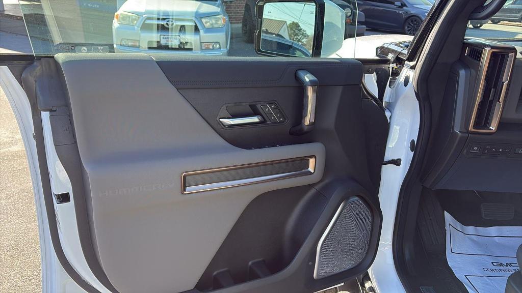 new 2025 GMC HUMMER EV SUV car, priced at $104,389