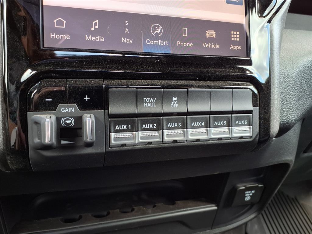 used 2025 Ram 3500 car, priced at $29,000