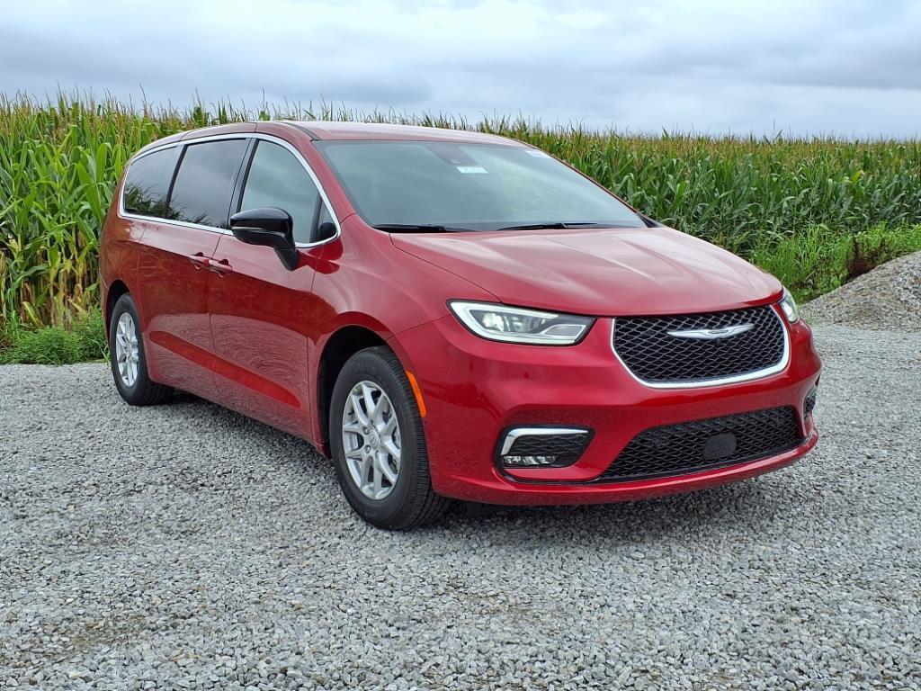 new 2026 Chrysler Pacifica car, priced at $40,814