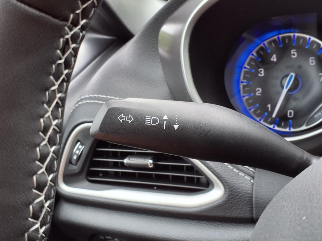 new 2026 Chrysler Pacifica car, priced at $40,814