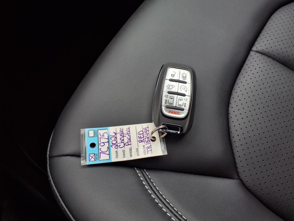 new 2026 Chrysler Pacifica car, priced at $40,814