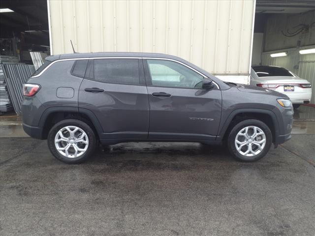 new 2024 Jeep Compass car, priced at $26,480