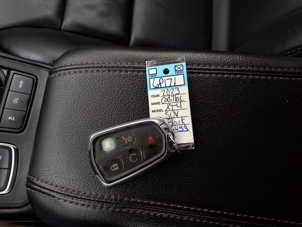 used 2023 Cadillac XT4 car, priced at $23,400