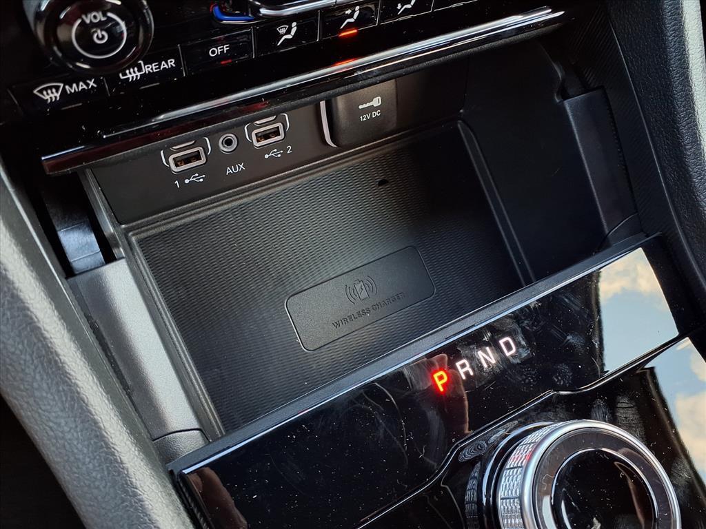 new 2025 Jeep Grand Cherokee car, priced at $37,120