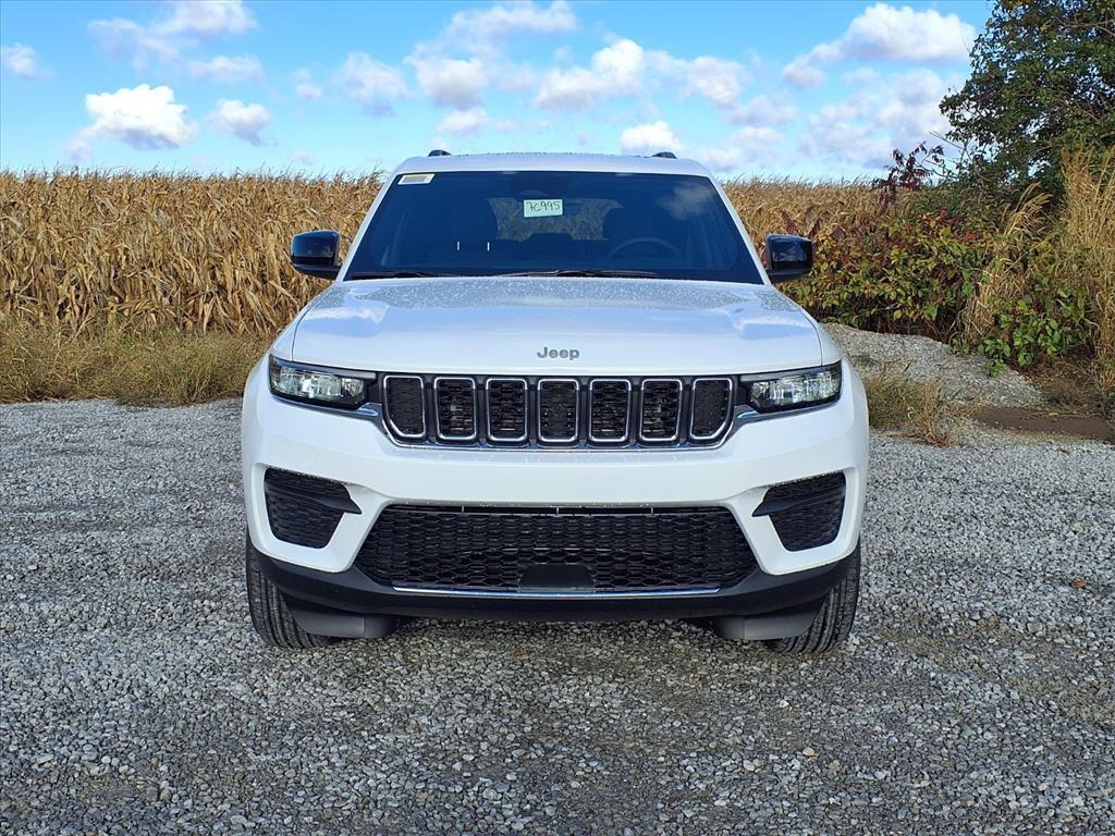 new 2025 Jeep Grand Cherokee car, priced at $37,120