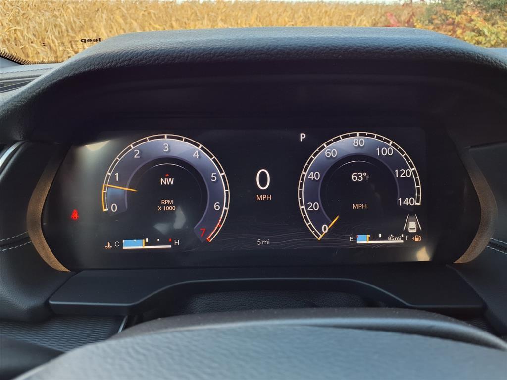 new 2025 Jeep Grand Cherokee car, priced at $37,120