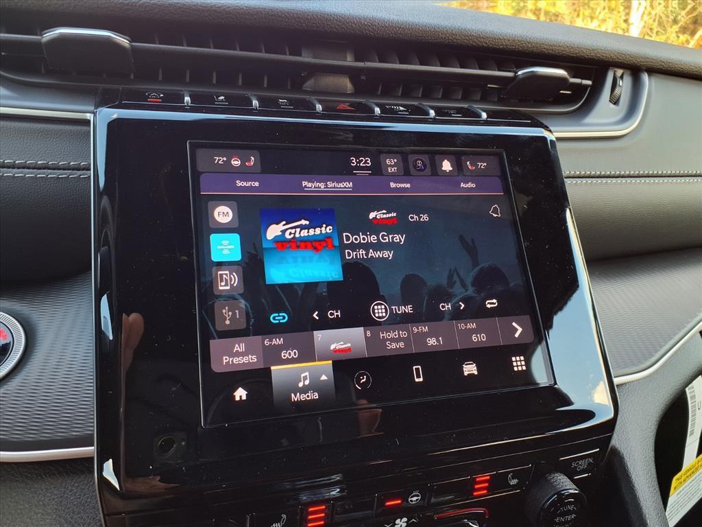 new 2025 Jeep Grand Cherokee car, priced at $37,120