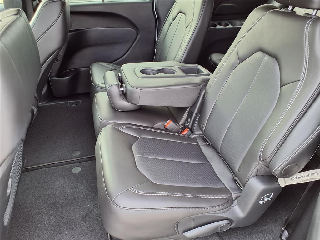 new 2026 Chrysler Pacifica car