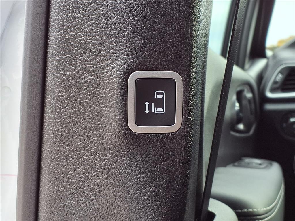 new 2026 Chrysler Pacifica car