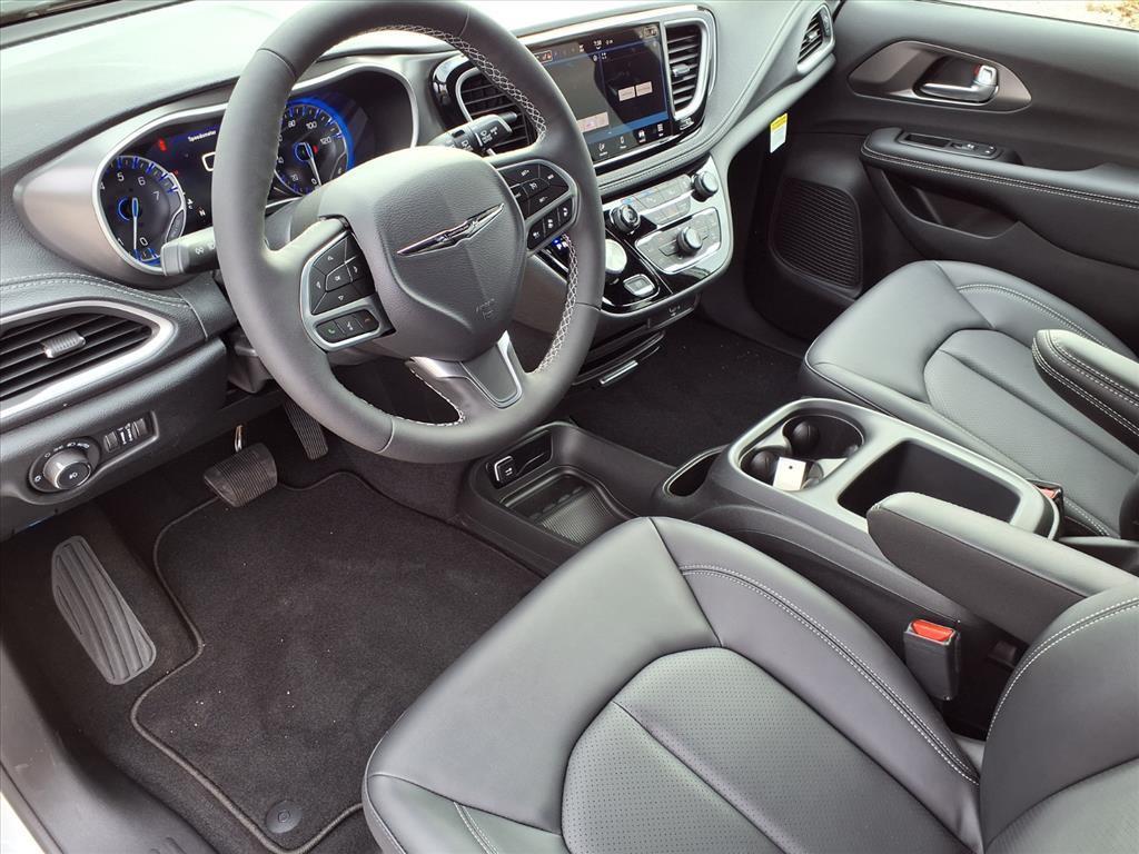 new 2026 Chrysler Pacifica car