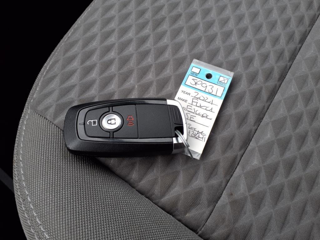 used 2021 Ford Escape car, priced at $15,300