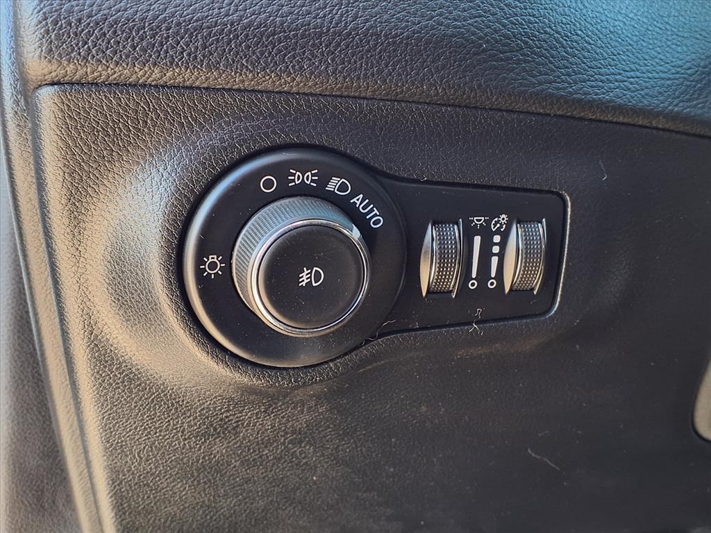 used 2019 Jeep Compass car, priced at $11,499