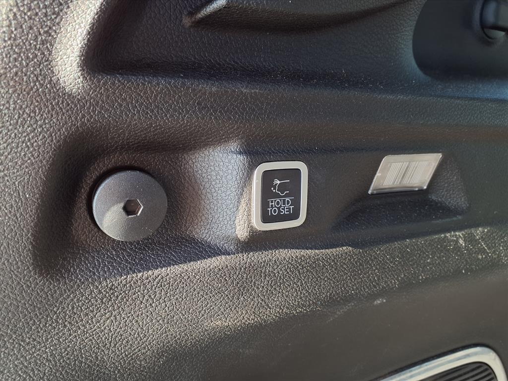 used 2022 Jeep Grand Cherokee L car, priced at $28,700