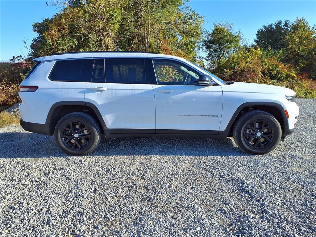 used 2022 Jeep Grand Cherokee L car, priced at $28,700