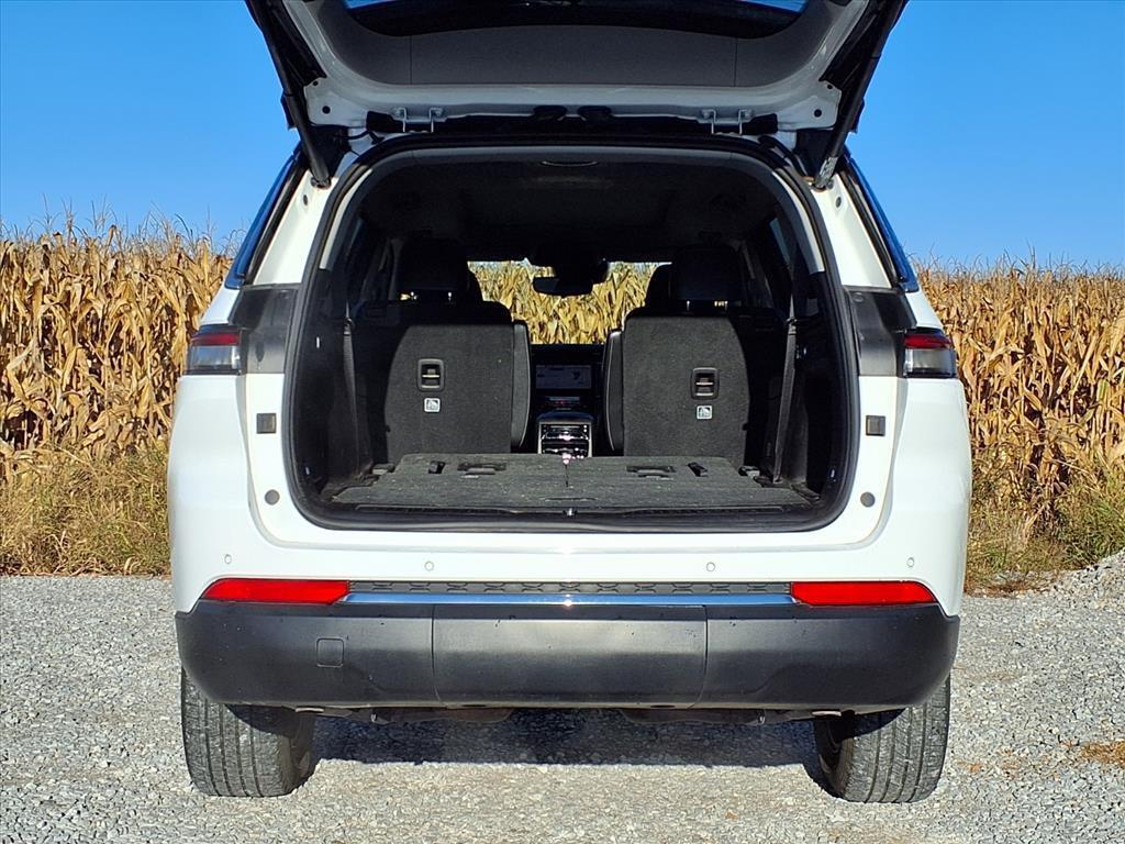 used 2022 Jeep Grand Cherokee L car, priced at $28,700