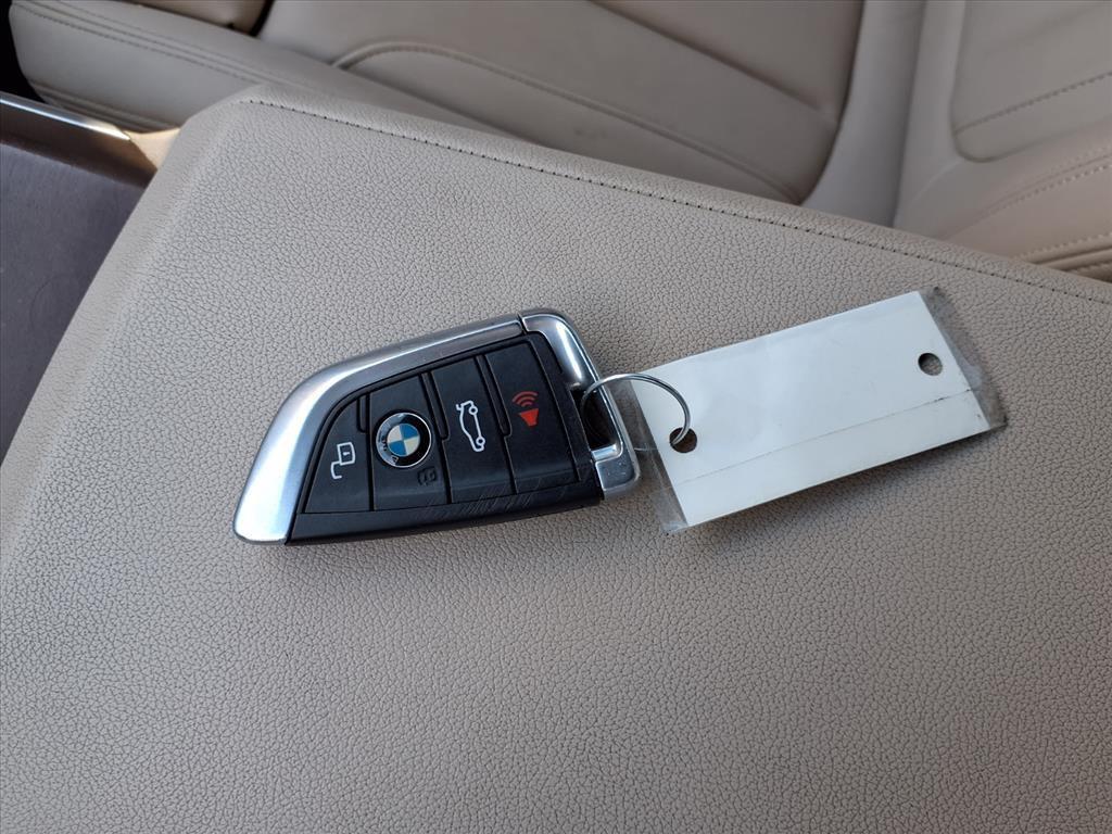 used 2019 BMW 330 car, priced at $21,900