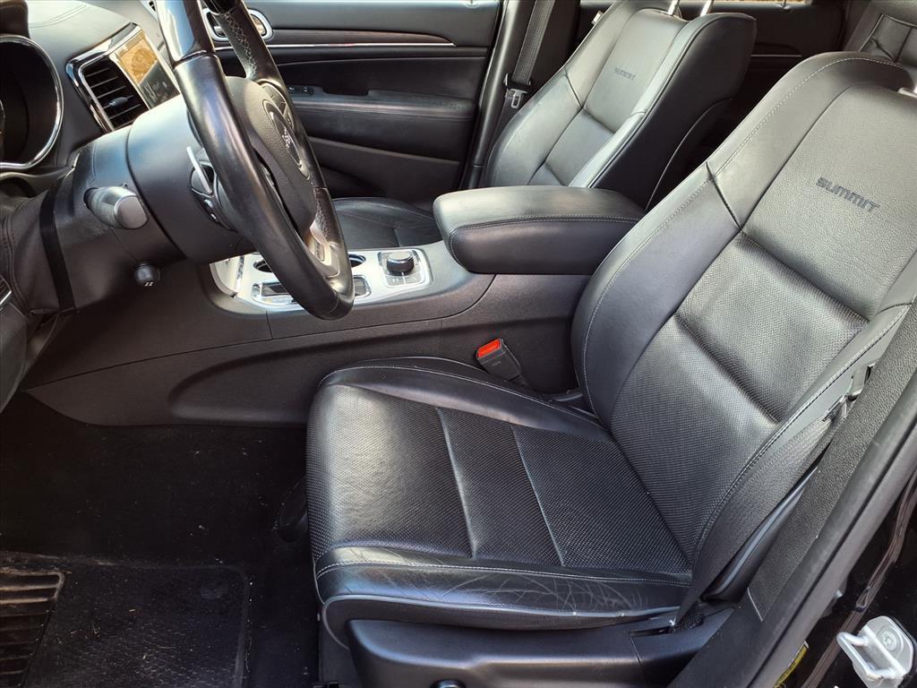 used 2020 Jeep Grand Cherokee car, priced at $27,300