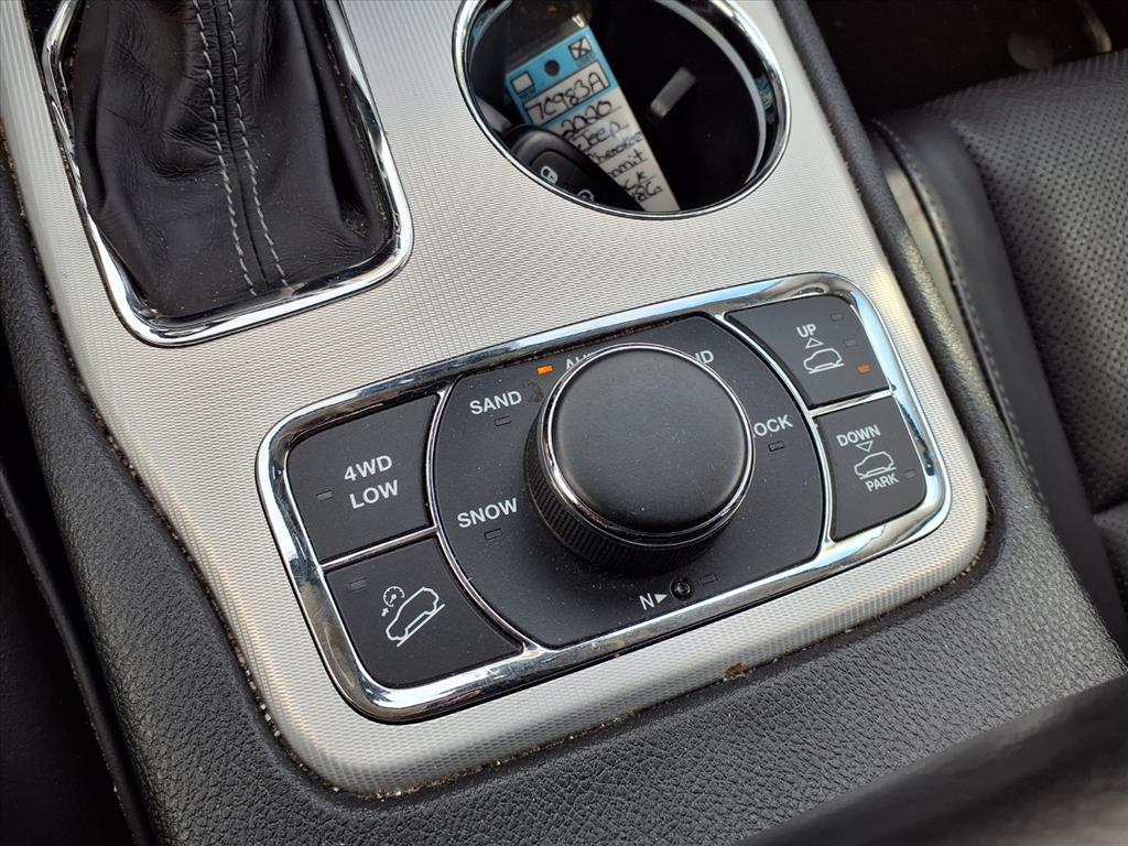 used 2020 Jeep Grand Cherokee car, priced at $27,300