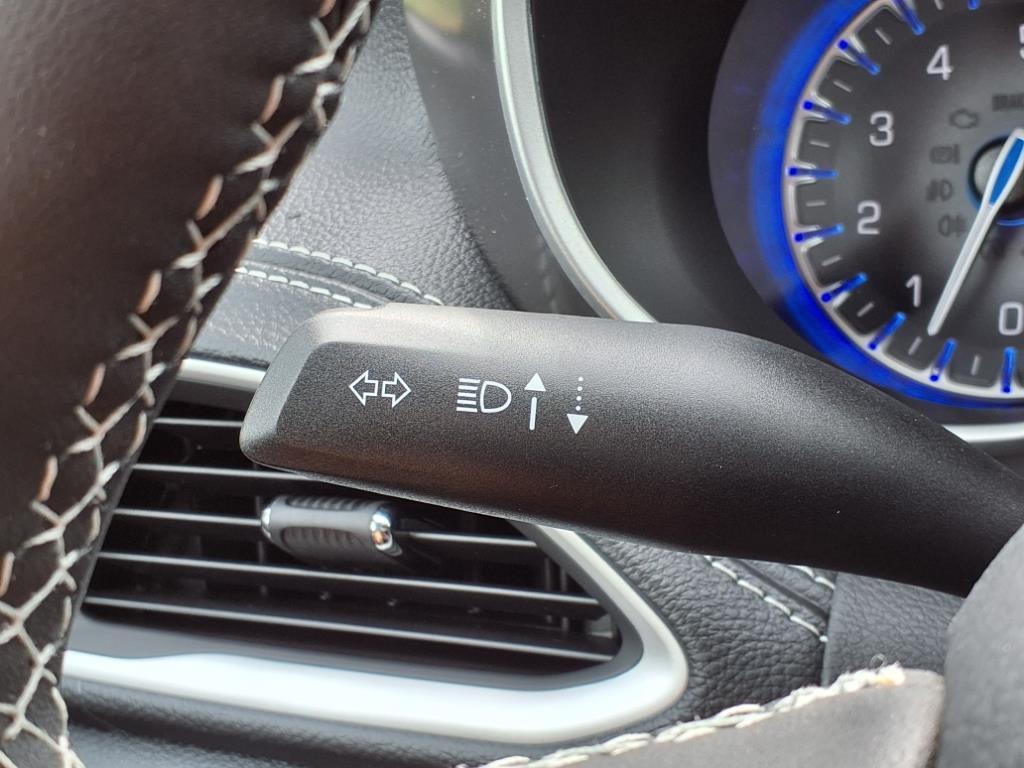 new 2025 Chrysler Pacifica car, priced at $39,727