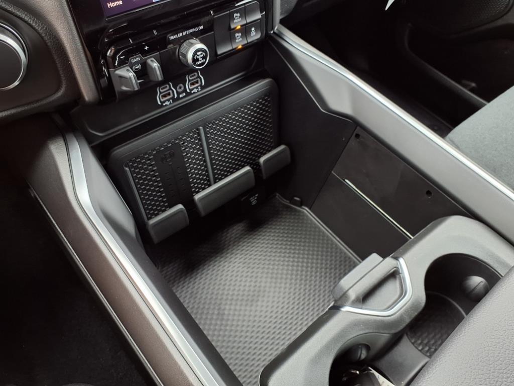 new 2025 Ram 1500 car, priced at $55,260