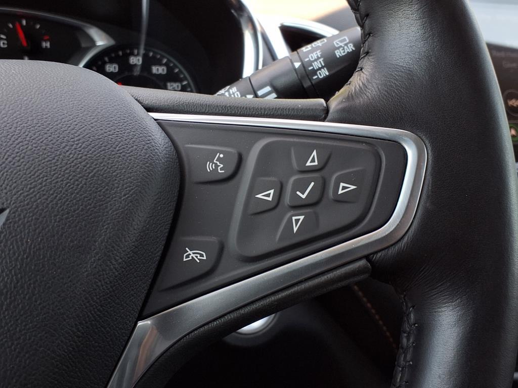 used 2021 Chevrolet Equinox car, priced at $21,850