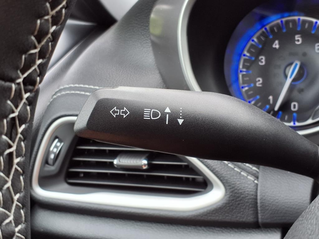 new 2026 Chrysler Pacifica car, priced at $42,438