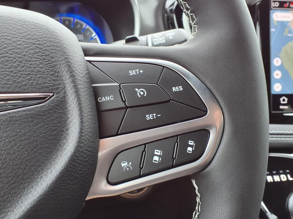 new 2026 Chrysler Pacifica car, priced at $42,438