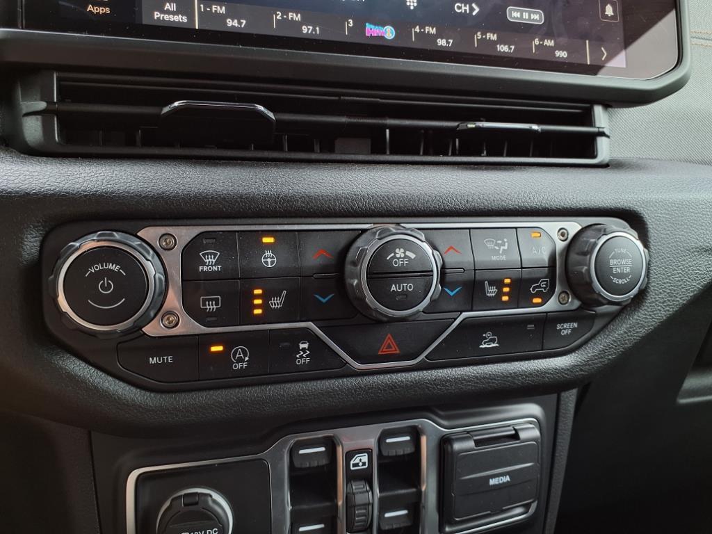 used 2024 Jeep Gladiator car, priced at $34,800
