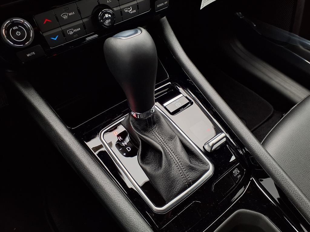 new 2026 Jeep Compass car, priced at $31,033