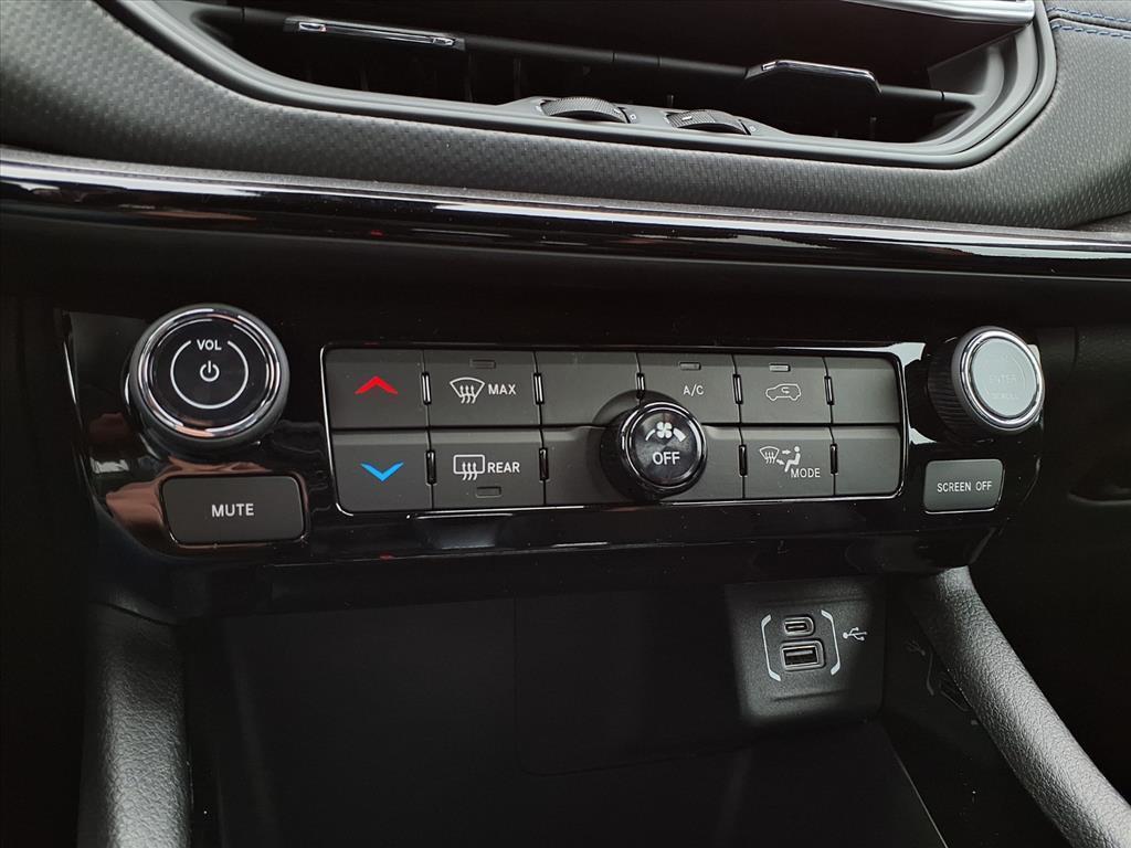 new 2026 Jeep Compass car, priced at $31,033