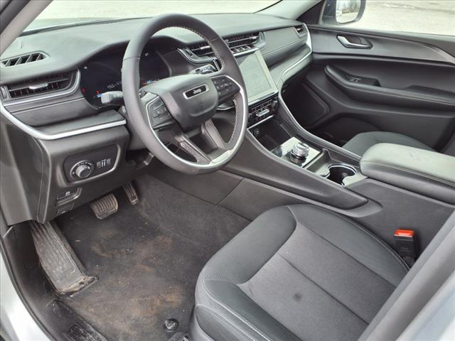 used 2024 Jeep Grand Cherokee car, priced at $32,400