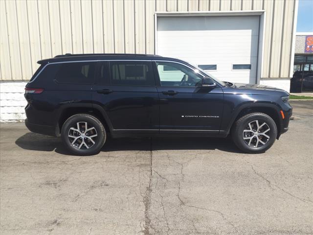 new 2024 Jeep Grand Cherokee L car, priced at $48,992