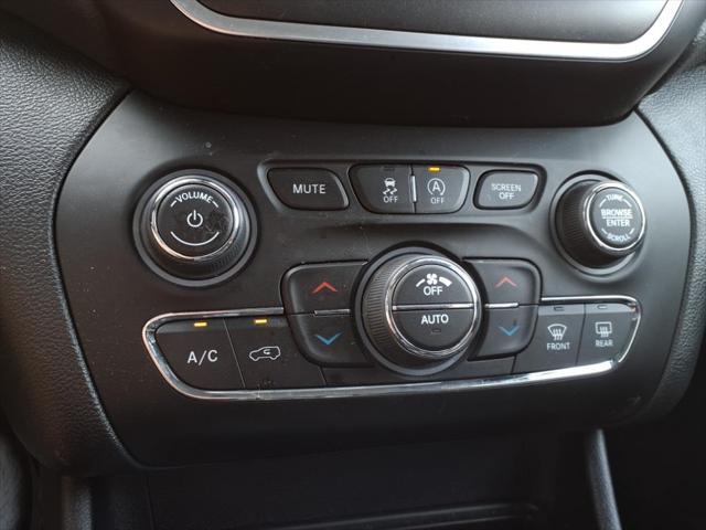 used 2022 Jeep Cherokee car, priced at $26,900