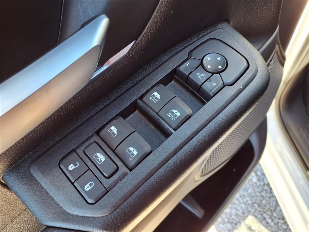 new 2025 Ram 1500 car