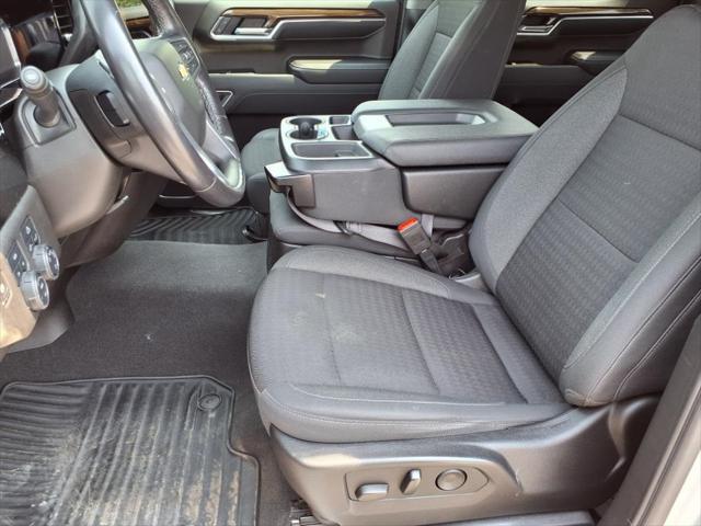 used 2022 Chevrolet Silverado 1500 car, priced at $27,400