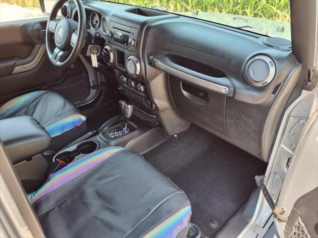 used 2015 Jeep Wrangler Unlimited car, priced at $15,824