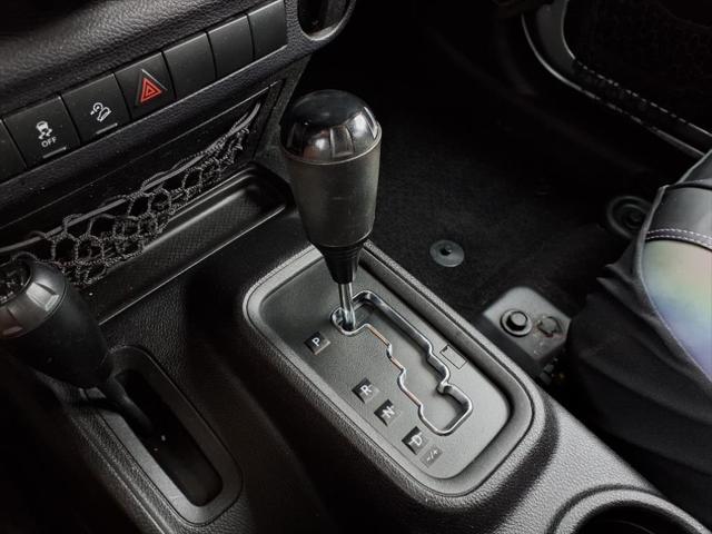 used 2015 Jeep Wrangler Unlimited car, priced at $15,824