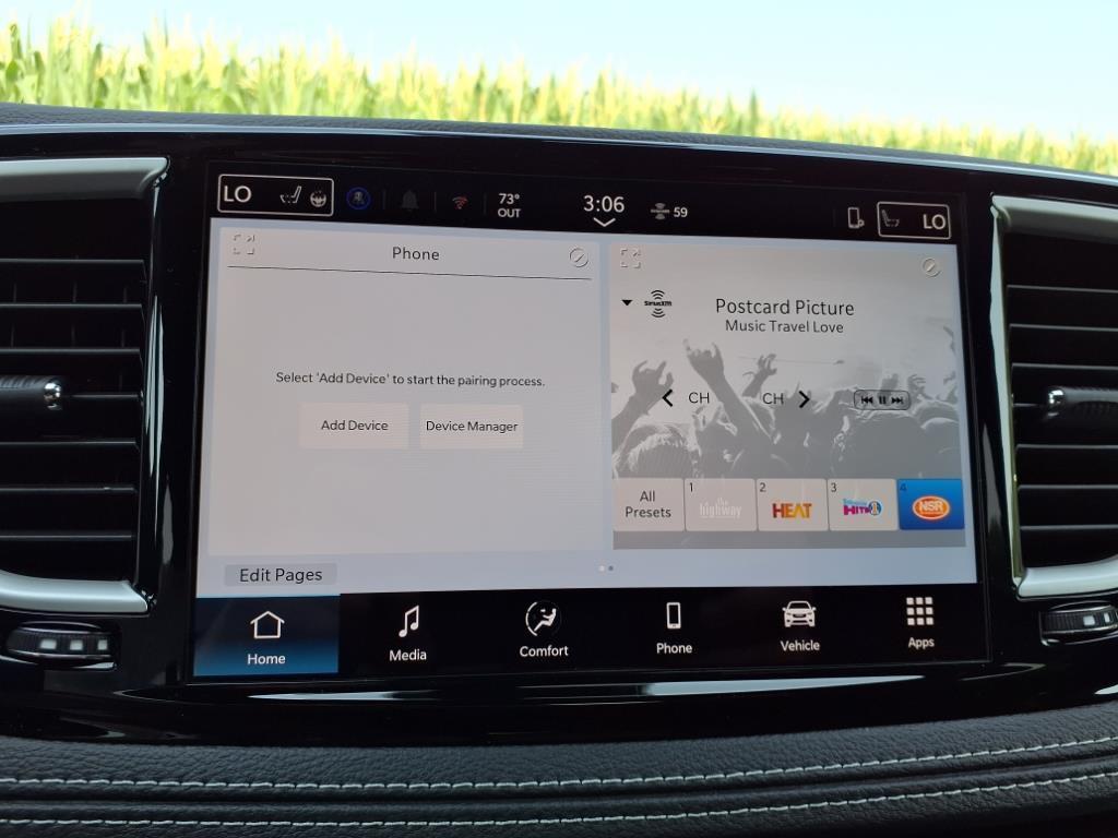 new 2025 Chrysler Pacifica car, priced at $41,906