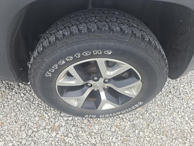 used 2016 Jeep Cherokee car, priced at $11,800