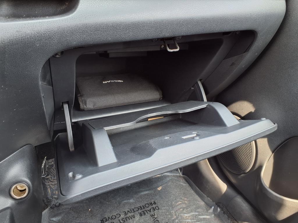 used 2017 Nissan Versa Note car, priced at $8,400