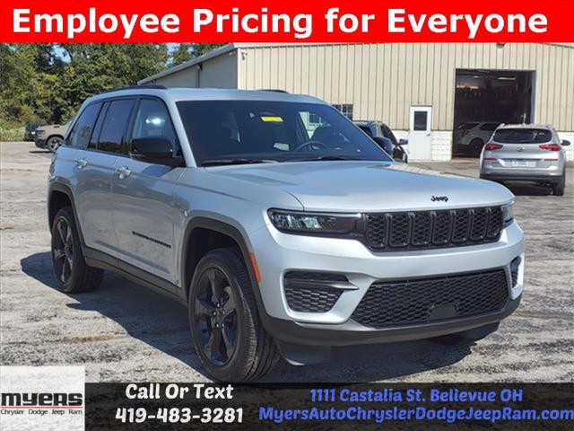 new 2024 Jeep Grand Cherokee car, priced at $43,730