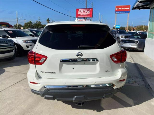 used 2020 Nissan Pathfinder car, priced at $19,999