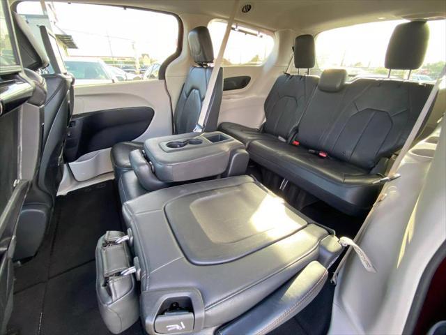 used 2020 Chrysler Pacifica car, priced at $22,999