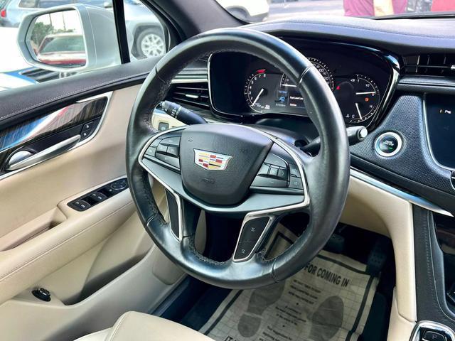 used 2018 Cadillac XT5 car, priced at $18,999