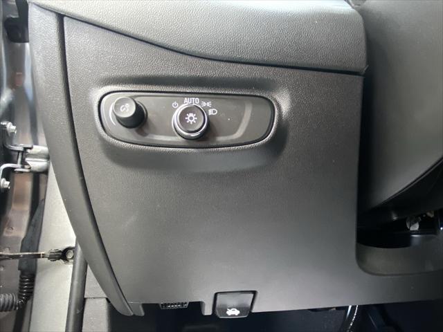 used 2023 Chevrolet Equinox car, priced at $21,874