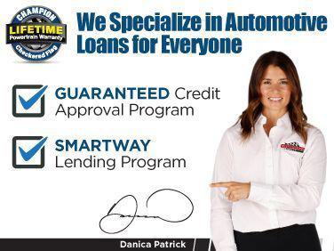 used 2023 Chevrolet Traverse car, priced at $26,999