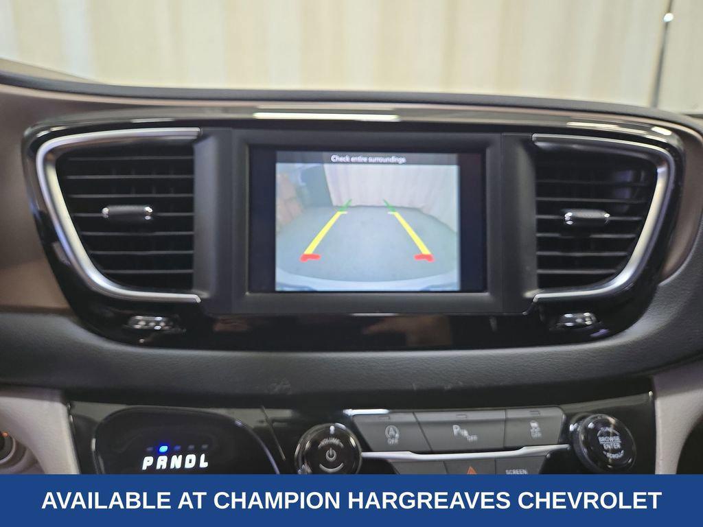 used 2018 Chrysler Pacifica car, priced at $10,499