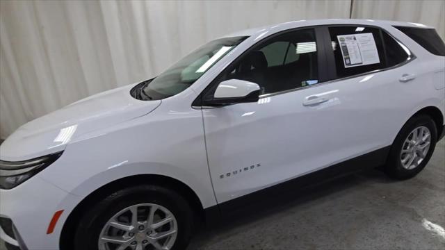used 2022 Chevrolet Equinox car, priced at $21,371