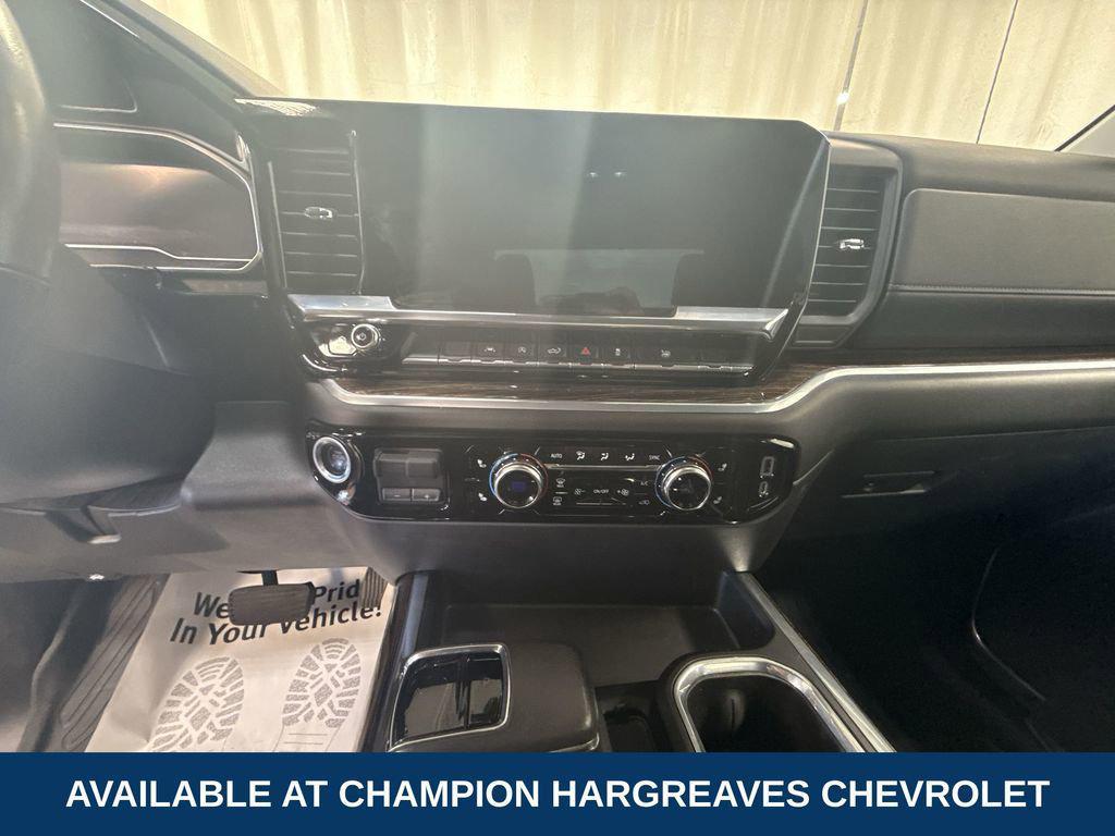 used 2022 GMC Sierra 1500 car, priced at $44,608